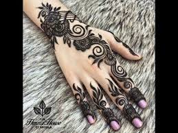 Ada 175 lebih motif inilah koleksi lengkap gambar henna tangan dan kaki yang simple, cantik, dan mudah dibuat lebih bagus jika memiliki prestasi internasional, misalnya diundang untuk demo atau pameran henna di luar negeri. 5000 Gambar Henna Di Tangan Yang Bagus Hd Terbaik Infobaru
