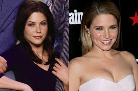 Jana rae kramer played noelle davenport on friday night lights and portia ranson on 90210. See The Cast Of One Tree Hill Then And Now