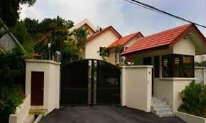 Tengku adnan | when something can't be done, see it as an invitation/opportunity. Cops Visit Anwar S House In Bukit Segambut New Malaysia Times