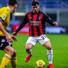 See all the career stats for each position brahim diaz has played in, along with his rating for each position and preferred foot. Real Diaz Mit Anti United Klausel