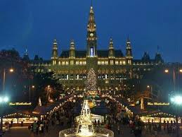Infos zu öffnungszeiten, angebot, standl, geschenke. Beliebtester Weihnachtsmarkt Osterreichs Ist Der Christkindlmarkt Am Rathausplatz Vienna Online