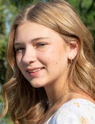 18 Girls Vying For Queen of Lakes Title