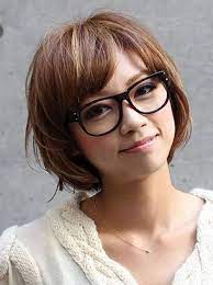 Short Hairstyles For Women With Round Faces And Glasses Hairstyles With Glasses Short Hair Haircuts Short Hair With Bangs
