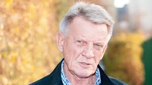 Z głównych ról w serialach 07 zgłoś się oraz malanowski i partnerzy. 07 Zglos Sie Bronislaw Cieslak Dolki Nauczyly Go Doceniac Gorki Swiat Seriali W Interia Pl