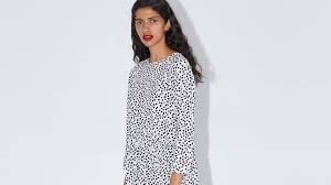 Welcome to zara's official facebook page. The Dress Warum Hat Ein Kleid Von Zara Ein Eigenes Instagram Profil Vogue Germany