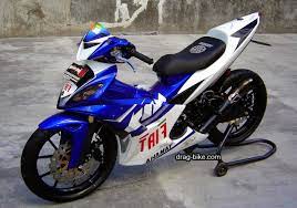 Modifikasi jupiter mx ini menghadirkan body yang sangat menawan dan ukuran ban yang tampak lebih besar dari motor aslinya. 100 Contoh Inspirasi Modifikasi Yamaha Mx King 150 Motor Balap Gambar Motor