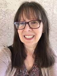 Alyse Simon's Instagram, Twitter & Facebook