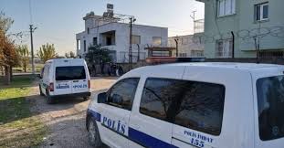 Adana Da Bir Kisi Amcasinin Oglunu Oldurdu Polis