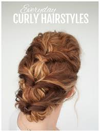 Oltre 50 tagli ed acconciature per il 2019. Come Legare I Capelli Ricci Bigodino