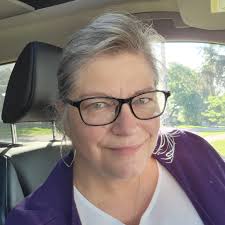 Spent a happy half hour scrolling through posts here just to read the  marvellous footnote bios. I think this is my new favourite group. Keep up  the good work. Male 55, white