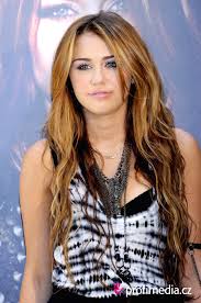The miley cyrus wiki has reached a size of 274 articles. Miley Cyrus Frisur Zum Ausprobieren In Efrisuren