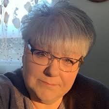 Glenna Roth (@glennaroth)