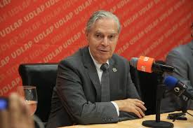 He served as mexico's se. Por Fraude Giran Orden De Aprehension Contra Luis Ernesto Derbez