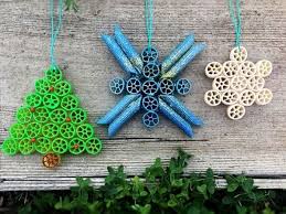 If you are looking for some fun christmas crafts for kids, then have a look at these adorable christmas tree ornaments made with pasta. Diy Christmas Projects For Kids How To Make Ornaments From Pasta