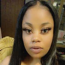 Who is the "eee" to your "uhh"? #friendship #friendshipgoals #bestfriends  #besties #friendshiphumor #duo #yepitskay