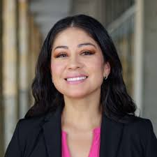 I can't believe we're 2 weeks away from the 1-year anniversary of Wednesday  Women Coffee Club here in Austin! Last year, I was feeling the effects of  isolation in a remote work