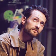 Contrata Peter Vives para tu conferencia o evento