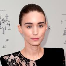 Actress and philanthropist rooney mara was born on april 17, 1985 in bedford, new york. Rooney Mara Starportrat News Bilder Gala De