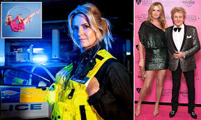 Choose from thousands of hotel discounts & cheap hotel rooms. Penny Lancaster Reveals Her Experience Working With The Police Daily Mail Online