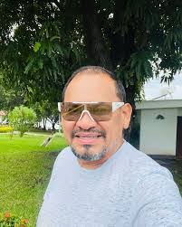 Juan Caldera's Instagram, Twitter & Facebook