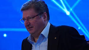 Parragh lászló szerint minél exportorientáltabb egy gazdaság, annál inkább ki van téve a válságoknak, a cégeknek diverzifikációra kell törekedniük. Parragh Laszlo Elarulta Ki A Legtehetsegesebb Vallalkozo Meszaros Lorincrol Pedig Ezt Gondolja Blikk