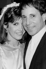 Son très court mariage avec Paul Simon