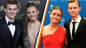 Voetbalflitsen heeft het meest spraakmakende en grappige voetbalnieuws. Dit Zijn De Vrouwen En Vriendinnen Van De Oranje Spelers Rtl Boulevard