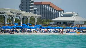Pelican bay is the premier luxury community in naples, florida. Coronavirus Pelican Bay Closes Remaining Beach After Social Media Post Creates Stir