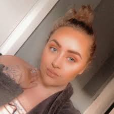 Leah Foote (@leahnoote)