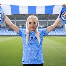 Come hang out and discuss all things city. Manchester City Unveil New Signing Alex Greenwood Bitter And Blue