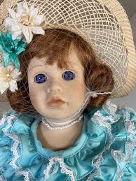 Pauline Miniature Art