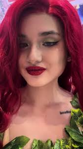 Poison Ivy Lip Combo