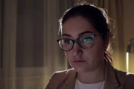 Fraud detection: machine versus human?