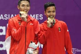 Contoh kerajinan bahan keras dari kayu selain menjadi sebuah benda yang mempunyai kegunaan juga dibuat untuk sebagai benda hias serta dijadikan sebuah pajangan. Jonatan Christie Dan Anthony Ginting Disebut Sebagai Contoh Kerja Keras Bagi Tunggal Putra Malaysia Bolasport Com