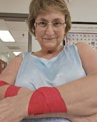 Brenda Payne of Catonsville, Maryland, knows firsthand how important each  blood donation is. She received a lifesaving blood transfusion four years  ago after she was hit by a car while walking in