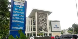 Kumpulan gambar hitam putih bw untuk diwarnai freewaremini. Running Text Di Papan Hotel Di Solo Diretas Diganti Kata Kata Kotor Merdeka Com