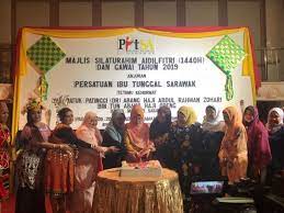 Jawatankuasapenyelaras jiran tetangga, krt bahagian kuching. Pelbagai Bantuan Alternatif Untuk Ibu Tunggal Disediakan Sarawakvoice Com