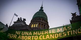 La ley ive necesita el apoyo de dos tercios en el senado, pero aún puede ser vetada por macri. Hz8vbsn5enmagm