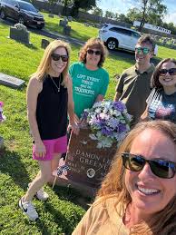 Come out and support our Elks in memory of Damon Greene. It's a beautiful  day for some football and to support the Damon Greene Scholarship Fund.