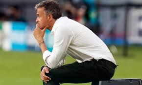 Dat spanje, twee jaar geleden verliezend finalist van het ek u21 nummer tien dani ceballos, in 2017 de beste speler van het ek u21, kreeg dit seizoen behoorlijk wat speelkansen bij real madrid. Spaanse Coach Enrique Had Meer Van Zijn Spelers Verwacht Op Ek Voetbal Dagblad Suriname