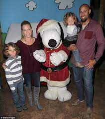 Kendra wilkinson talks matching tattoo with terminally ill friend on kiis fm. Kendra Wilkinson Shares New Tattoo Dedicated To Her Children On Kiis Fm Show Daily Mail Online