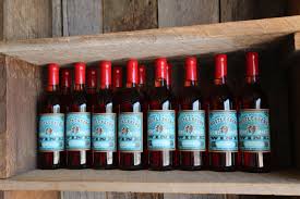 Bootleggers Winery At The Island In Pigeon Forge Have You Done A Free Wine Tasting Yet Winery Wine Wine Tasting