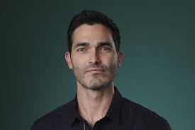 Tyler Hoechlin (Martin Brewer)