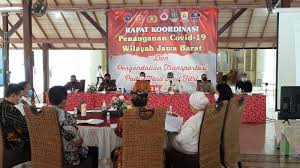 C / o pejabat pos besar, jln sultan hishamuddin, 50670 kuala lumpur. Https Jabar Tribunnews Com 2021 07 16 Nakes Di Kota Cirebon Akan Jalani Vaksinasi Covid 19 Dosis Ketiga Kadinkes Jelaskan Alasannya Https Cdn 2 Tstatic Net Jabar Foto Bank Images Penumpang Saat Disuntik Vaksin Covid 19 Di Stasiun Cirebon Jalan