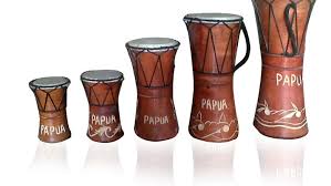 Apr 10, 2019 · bonang adalah alat musik yang berasal dari daerah jawa, alat musik bonang biasanya dimainkan pada pagelaran gamelan jawa yang dimainkan dengan alat musik tradisional lainnya seperti gendang dan gong. Alat Musik Tradisional Papua Lengkap Sejarahnya