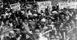 Pembentukan kerakyatan malayan union 1946: Berdasarkan Gambar Berikut Apakah Reaksi Penduduk Tempatan Terhadap Malayan Union