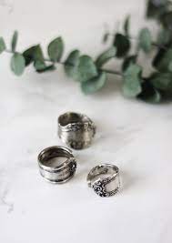 A designer ring may look exquisite but they sure do cost a hefty amount 8.) adore your hands with these wired bow diy rings! Diy Spoon Ring The Merrythought