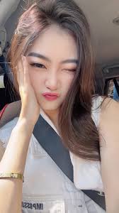 Correct Way to Address Single Chinese Women