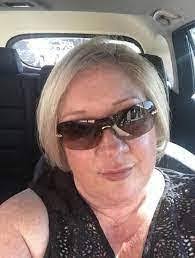 Loretta Matlock's Instagram, Twitter & Facebook