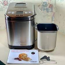 Acabo de comprar la maquina de pan cuisinart cbk110 y el problema es que el manual y recetario viene en ingles. Cuisinart Compact Automatic Bread Maker Review The Gadgeteer